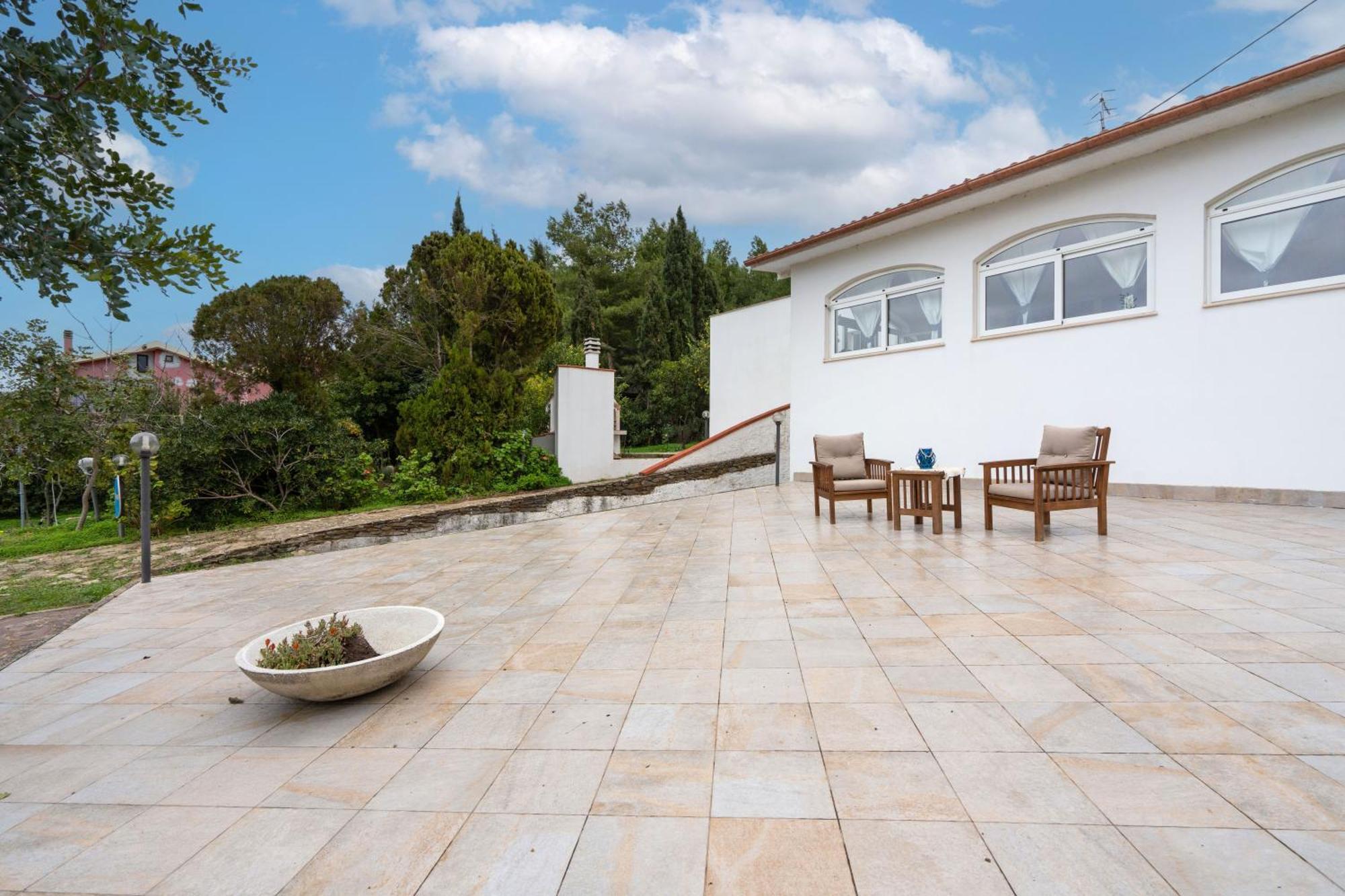 Filoxenia Di Umberto Guest House Sassari Exterior photo